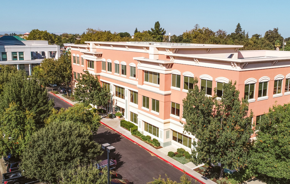 1100 Main St, Woodland, CA for lease - Aerial - Image 3 of 9