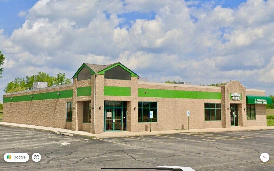 7358 N Cherryvale Mall Dr, Rockford, IL à louer - Photo du bâtiment - Image 2 de 22