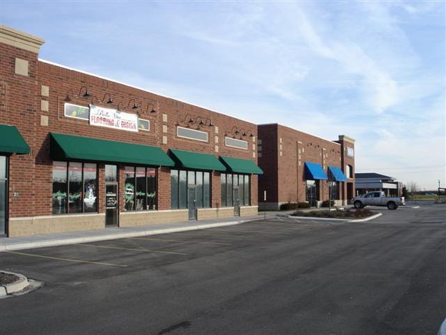 471-479 Briargate Dr, South Elgin, IL for sale - Building Photo - Image 2 of 20