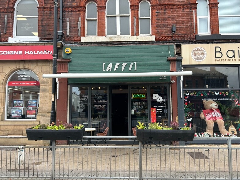 741 Wilmslow Rd, Manchester for lease - Building Photo - Image 1 of 1