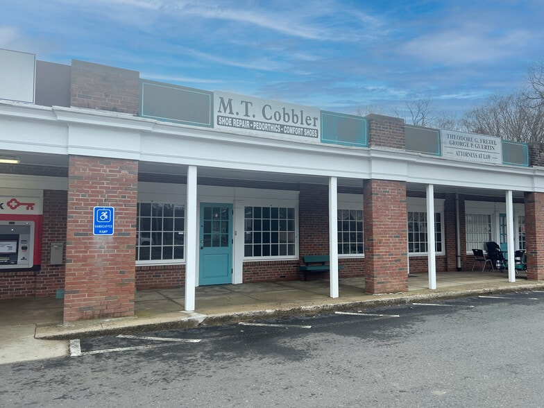 1715 Foxon Rd, North Branford, CT for lease - Building Photo - Image 2 of 8