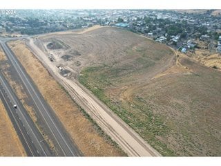 SE Kirk Ave, Pendleton, OR à vendre - Aérien - Image 3 de 10