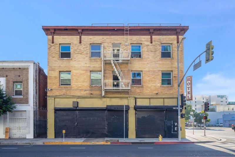 160-166 W Pico Blvd, Los Angeles, CA for sale - Building Photo - Image 3 of 57