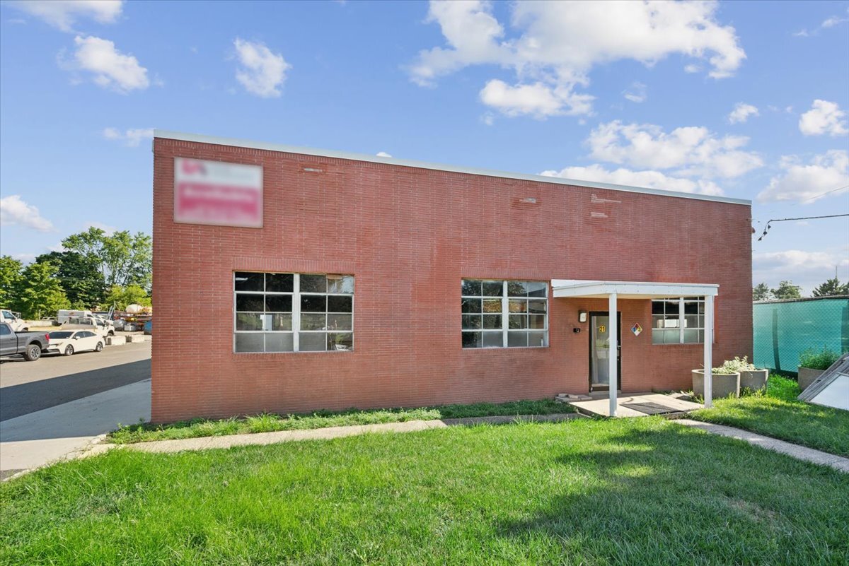 21 5th St, Somerville, NJ for lease Building Photo- Image 1 of 11
