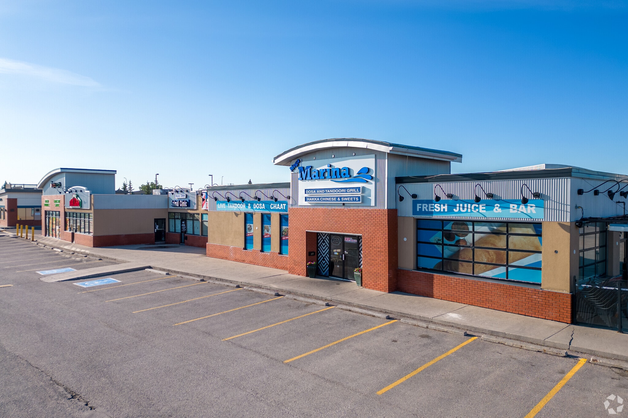 3690 Westwinds Dr NE, Calgary, AB à louer Photo principale- Image 1 de 15