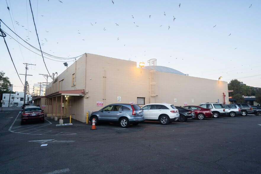 9432 Venice Blvd, Culver City, CA à vendre - Photo du bâtiment - Image 3 de 9