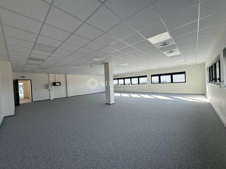 Office in Brumath for lease - Interior Photo - Image 3 of 12