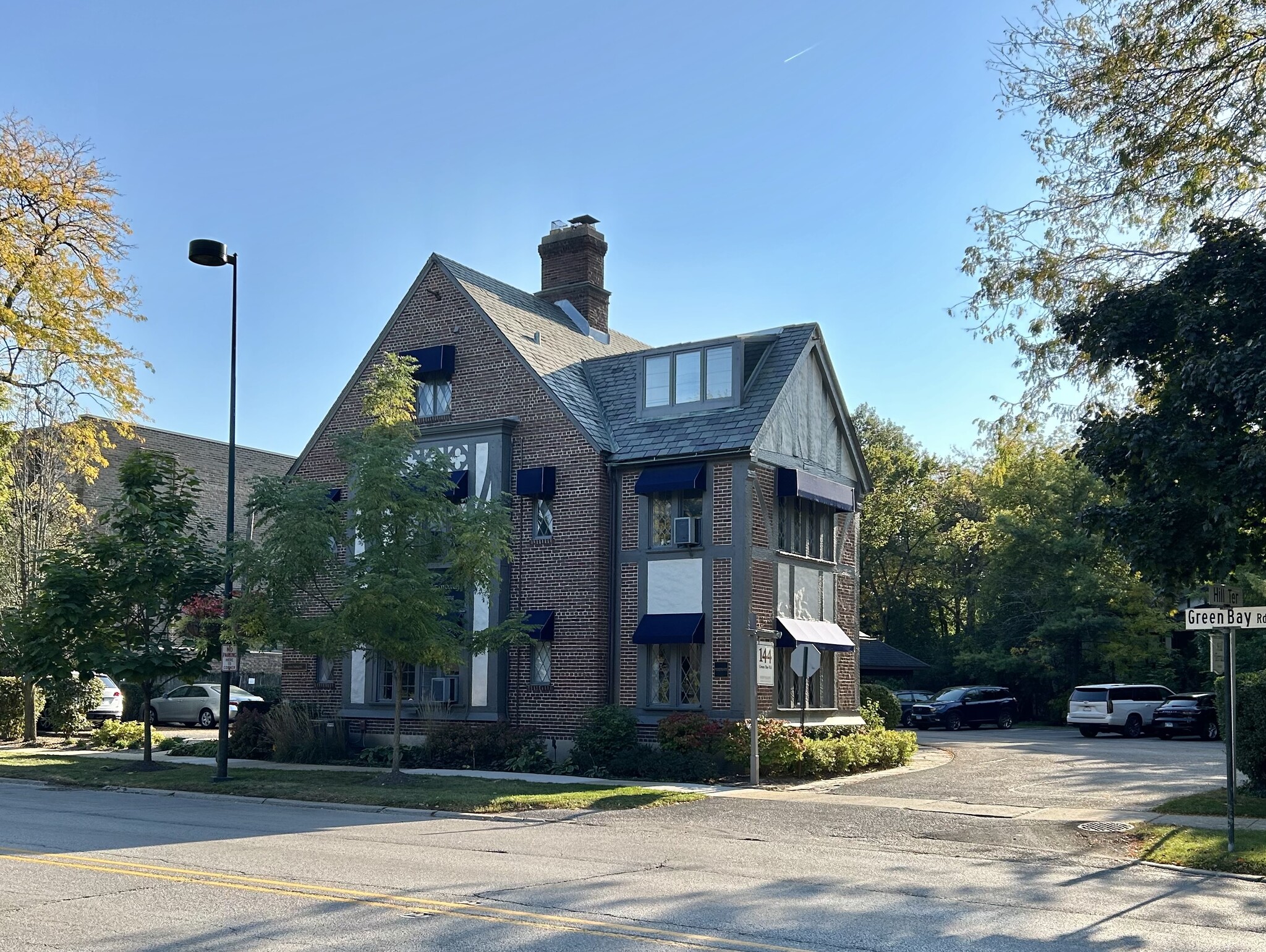 140-144 Green Bay Rd, Winnetka, IL for lease Building Photo- Image 1 of 5