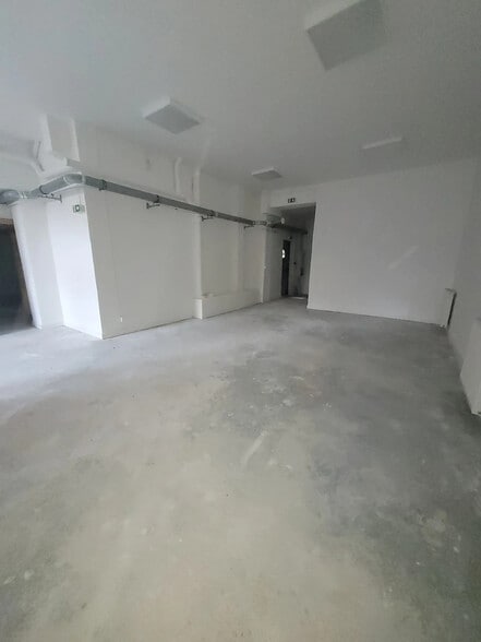 Commerce de détail dans Lyon à louer - Photo intérieure - Image 2 de 5