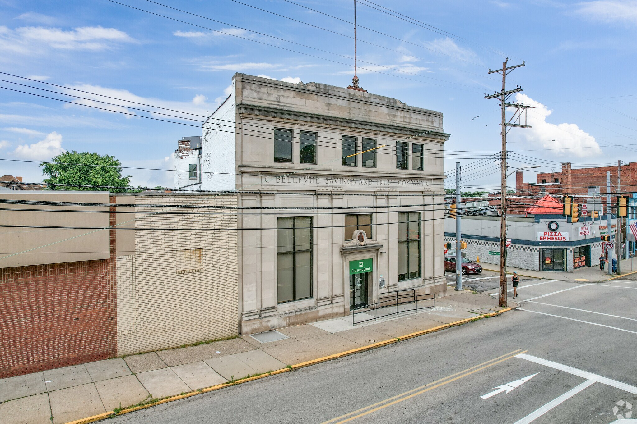 495 Lincoln Ave, Pittsburgh, PA à louer Photo principale- Image 1 de 21