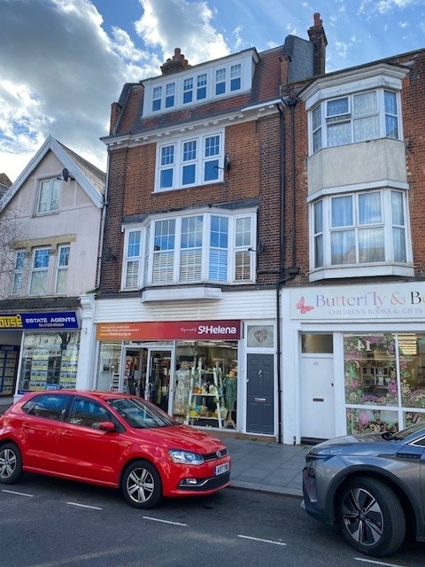 43 Connaught Ave, Frinton On Sea for sale Building Photo- Image 1 of 2