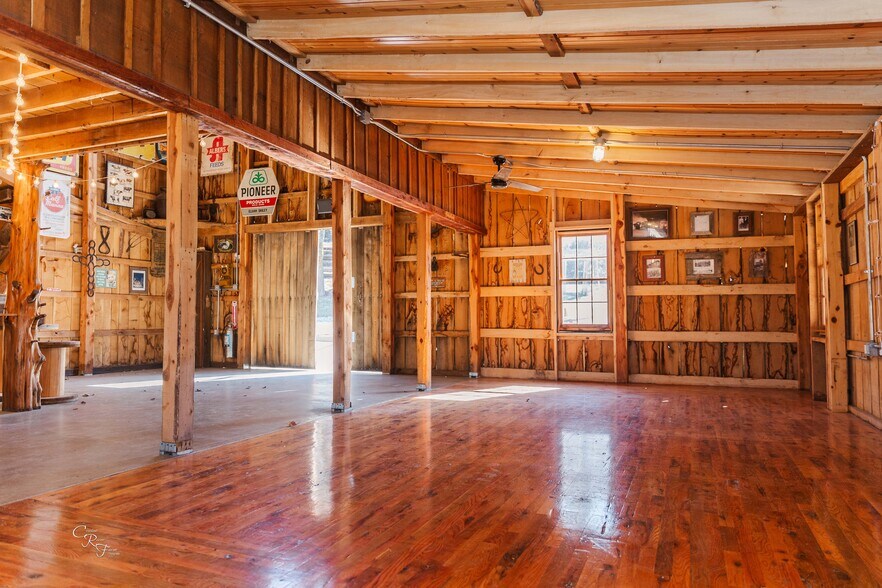 22413 Highway C, Lawson, MO à vendre - Photo du bâtiment - Image 2 de 95