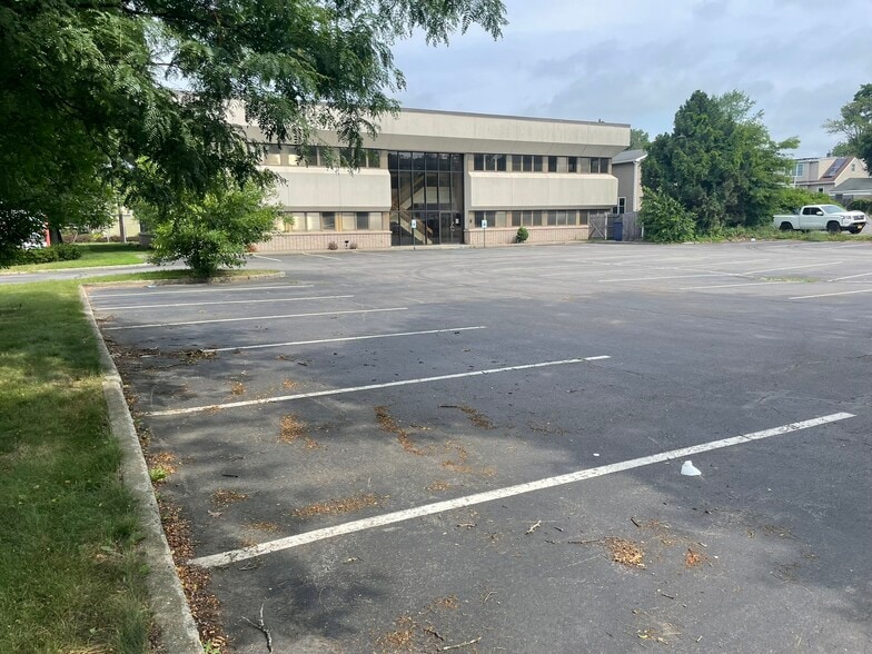 1735 Central Ave, Albany, NY for sale - Building Photo - Image 3 of 60