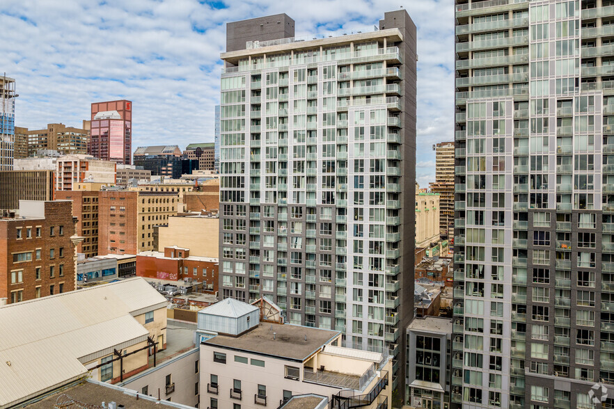 1227-1239 Rue Drummond, Montréal, QC for sale - Building Photo - Image 3 of 7