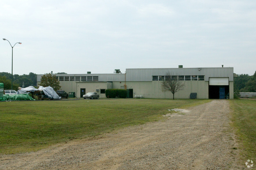 1101 Industrial Blvd, Albion, MI à vendre - Photo du bâtiment - Image 1 de 1