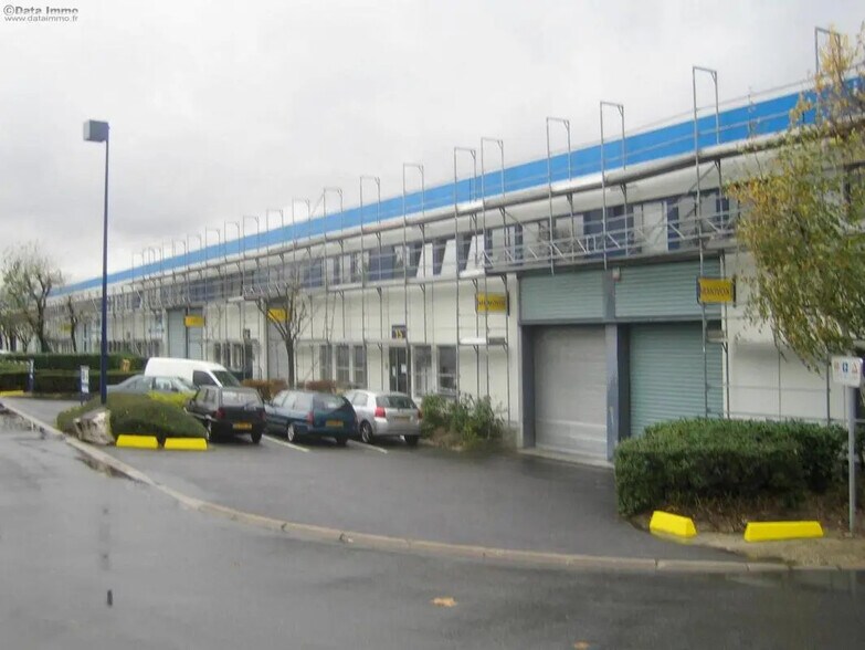 Industrial in Aulnay-sous-Bois for lease - Building Photo - Image 2 of 16