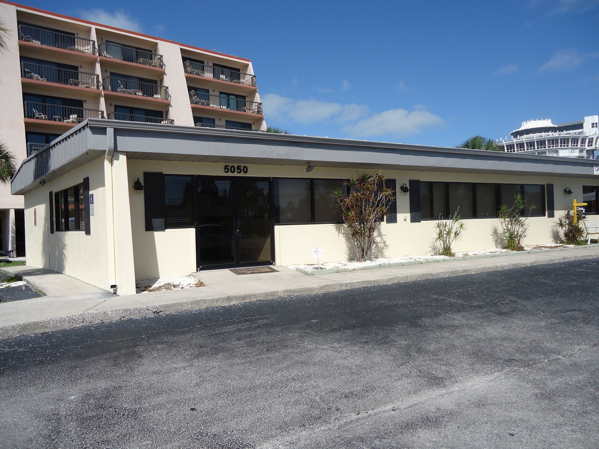 5050 Gulf Blvd, Saint Petersburg, FL à louer Photo du bâtiment- Image 1 de 7