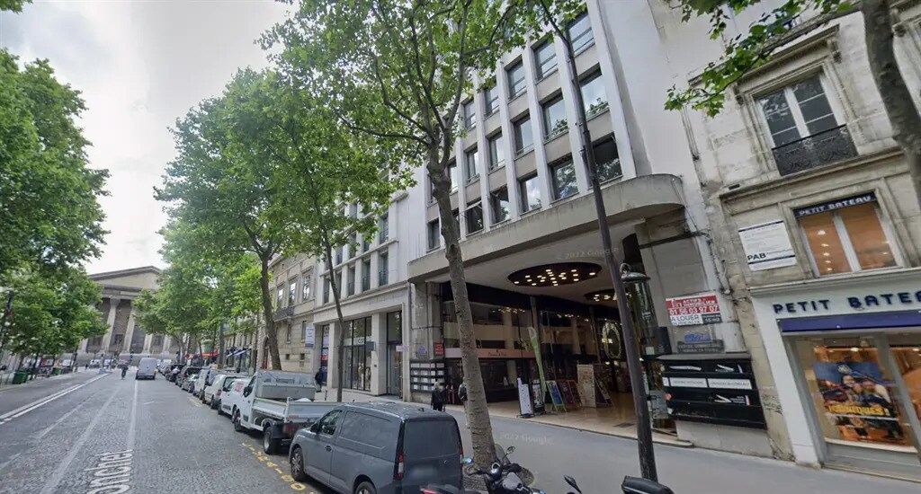 Office in Paris for sale Building Photo- Image 1 of 6