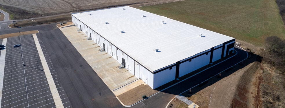 Park 565 portfolio of 2 properties for sale on LoopNet.ca - Building Photo - Image 3 of 10