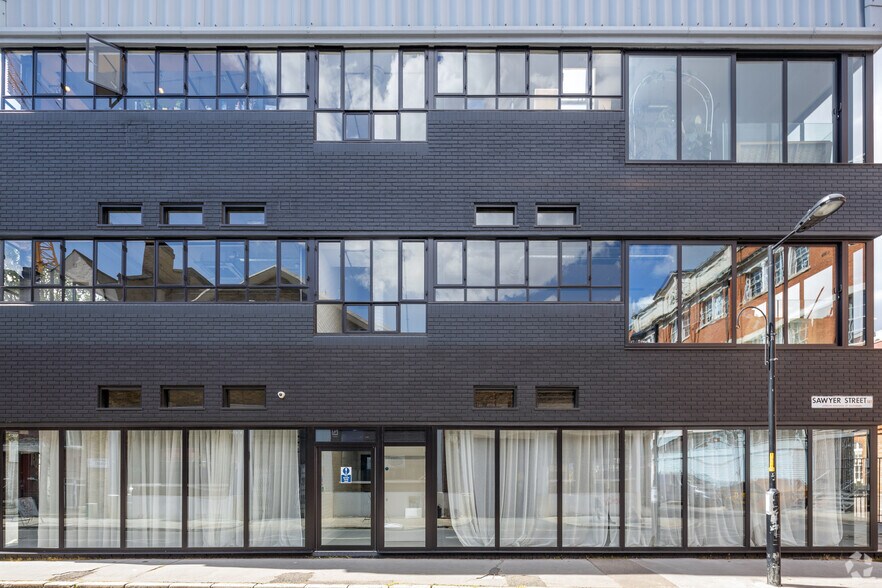 27 Copperfield St, Londres à louer - Photo du bâtiment - Image 3 de 7