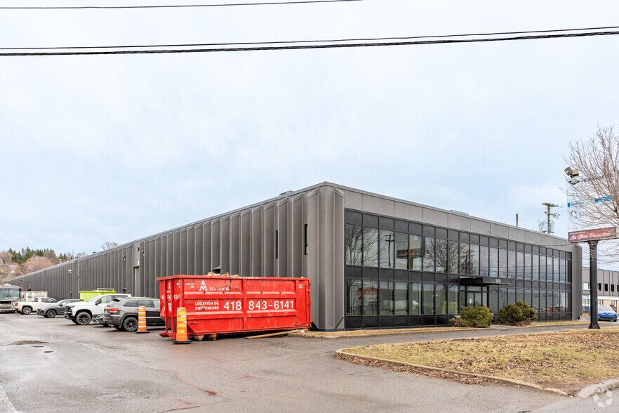 2425 Av Watt, Québec, QC à louer - Photo du bâtiment - Image 2 de 3