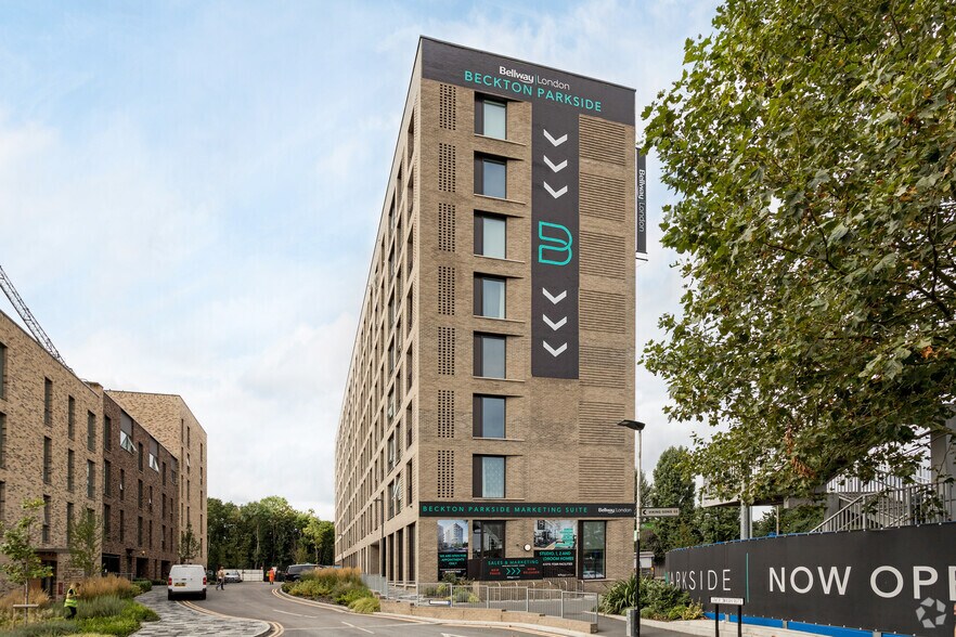 Newham Way, Londres à vendre - Photo du bâtiment - Image 3 de 3