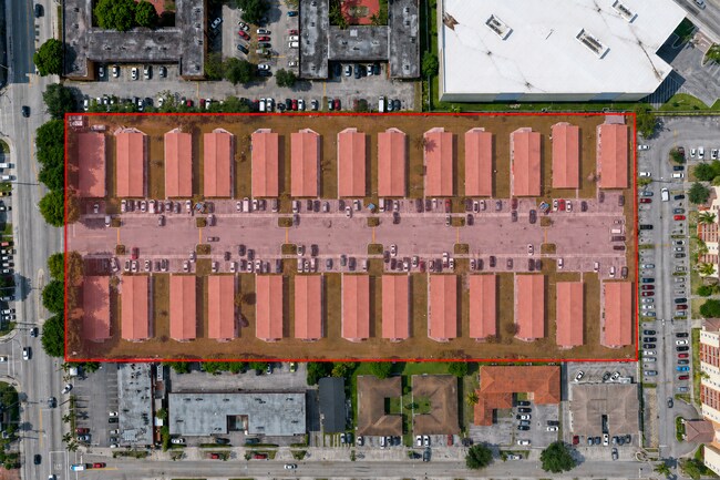 Plus de détails pour 1200 W 25th Pl, Hialeah, FL - Terrain à vendre