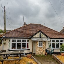 90 South Rd, Penarth à louer Photo principale- Image 2 de 13