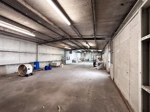 4910 Gordon Smith Dr, Rowlett, TX for lease Interior Photo- Image 2 of 3