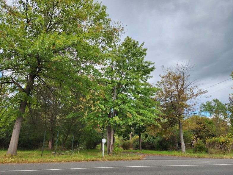 3241 State Route 27, Franklin Park, NJ for sale - Building Photo - Image 3 of 5