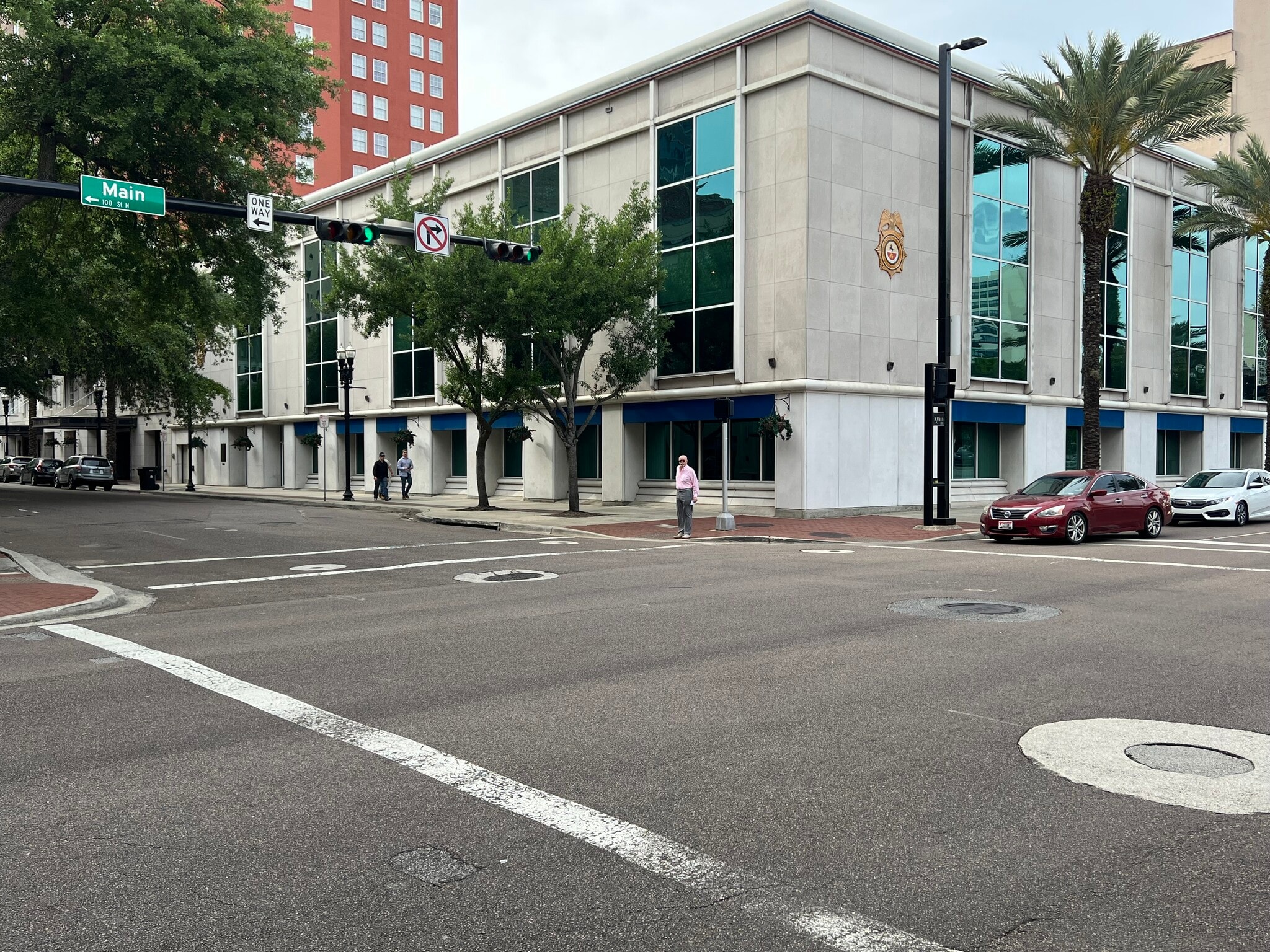 1 W Adams St, Jacksonville, FL à louer Photo du bâtiment- Image 1 de 17