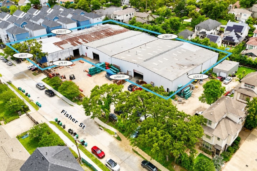 924 Fisher St, Houston, TX for lease - Aerial - Image 2 of 9
