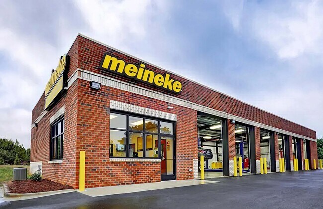 More details for 2260 E Livingston Ave, Columbus, OH - Retail for Sale