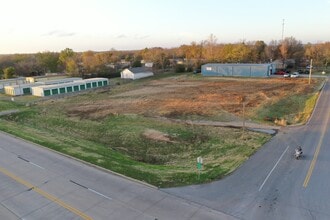 HWY 20, Claremore, OK - Aérien  Vue de la carte - Image1