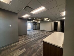 1100 E Riverside Dr, Eagle, ID for lease Interior Photo- Image 1 of 11