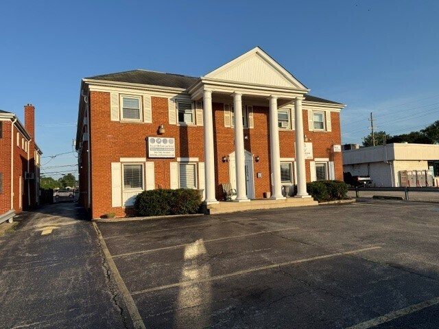 5504 S Brainard Ave, Countryside, IL à louer - Photo du bâtiment - Image 1 de 6