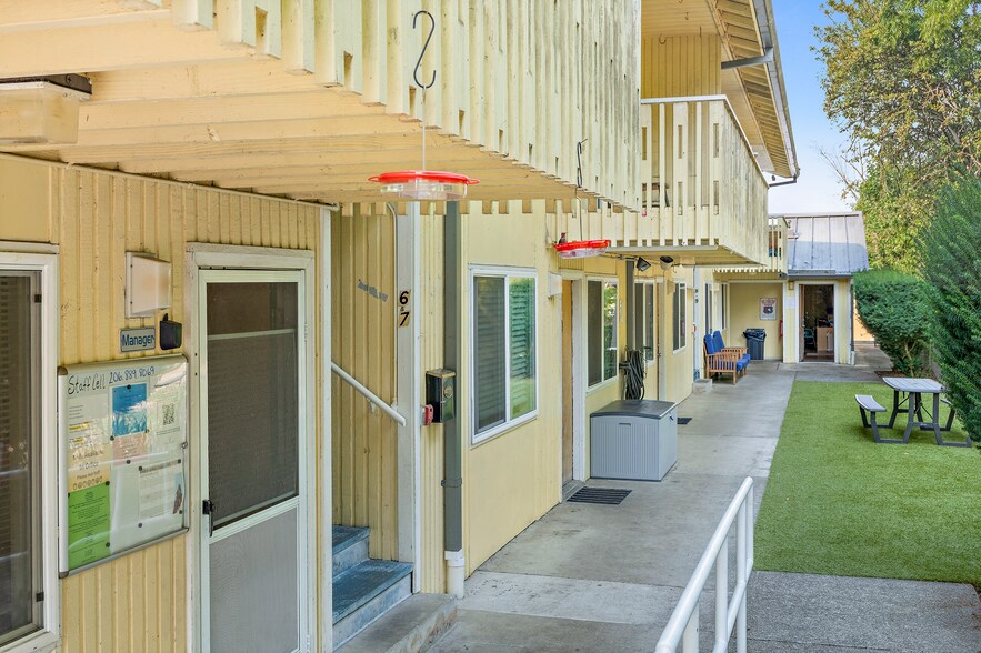 739 S 3rd Ave, Kent, WA à vendre - Photo du bâtiment - Image 3 de 20