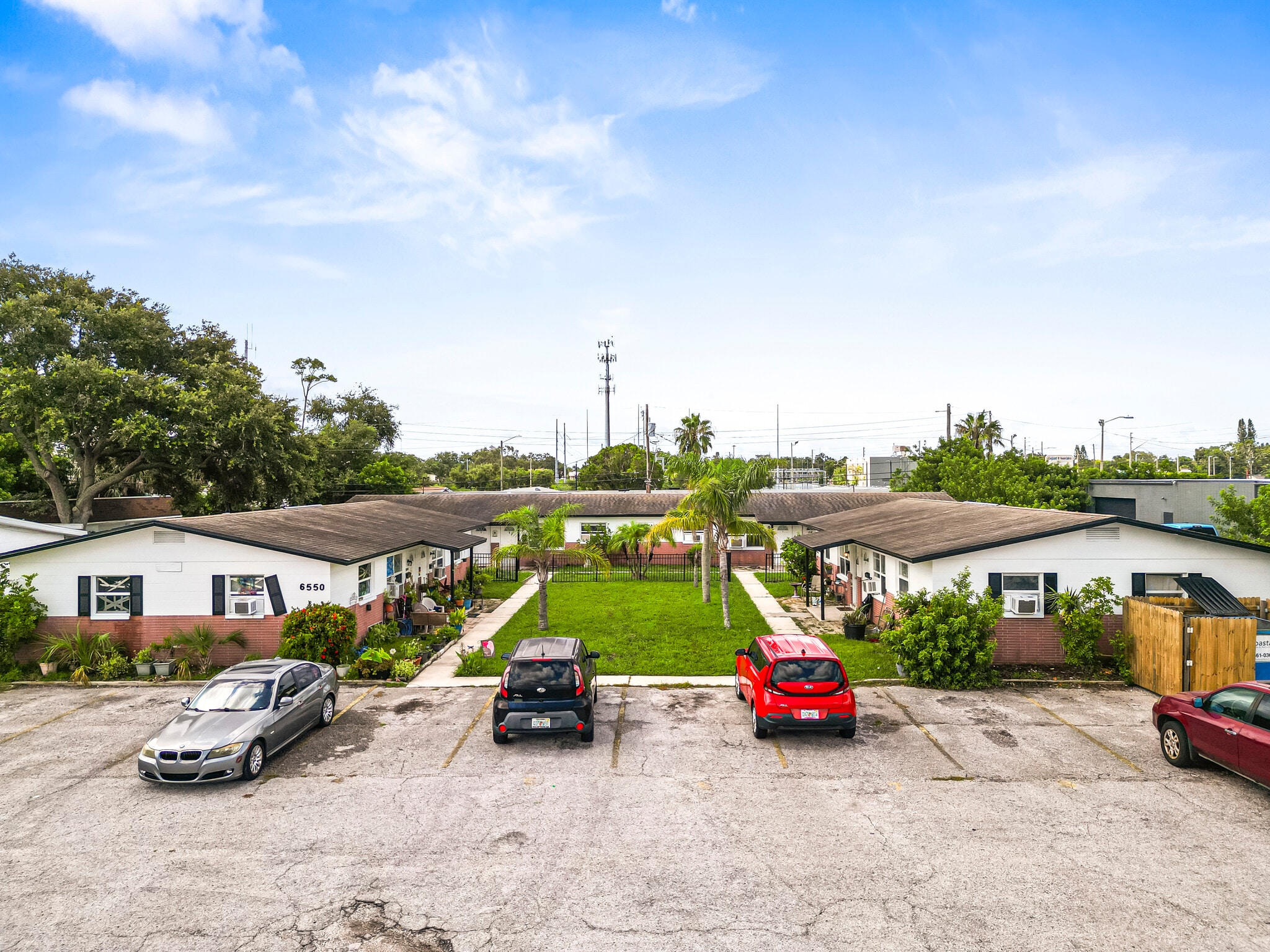 6550 41st Ave N, Saint Petersburg, FL for sale Primary Photo- Image 1 of 13