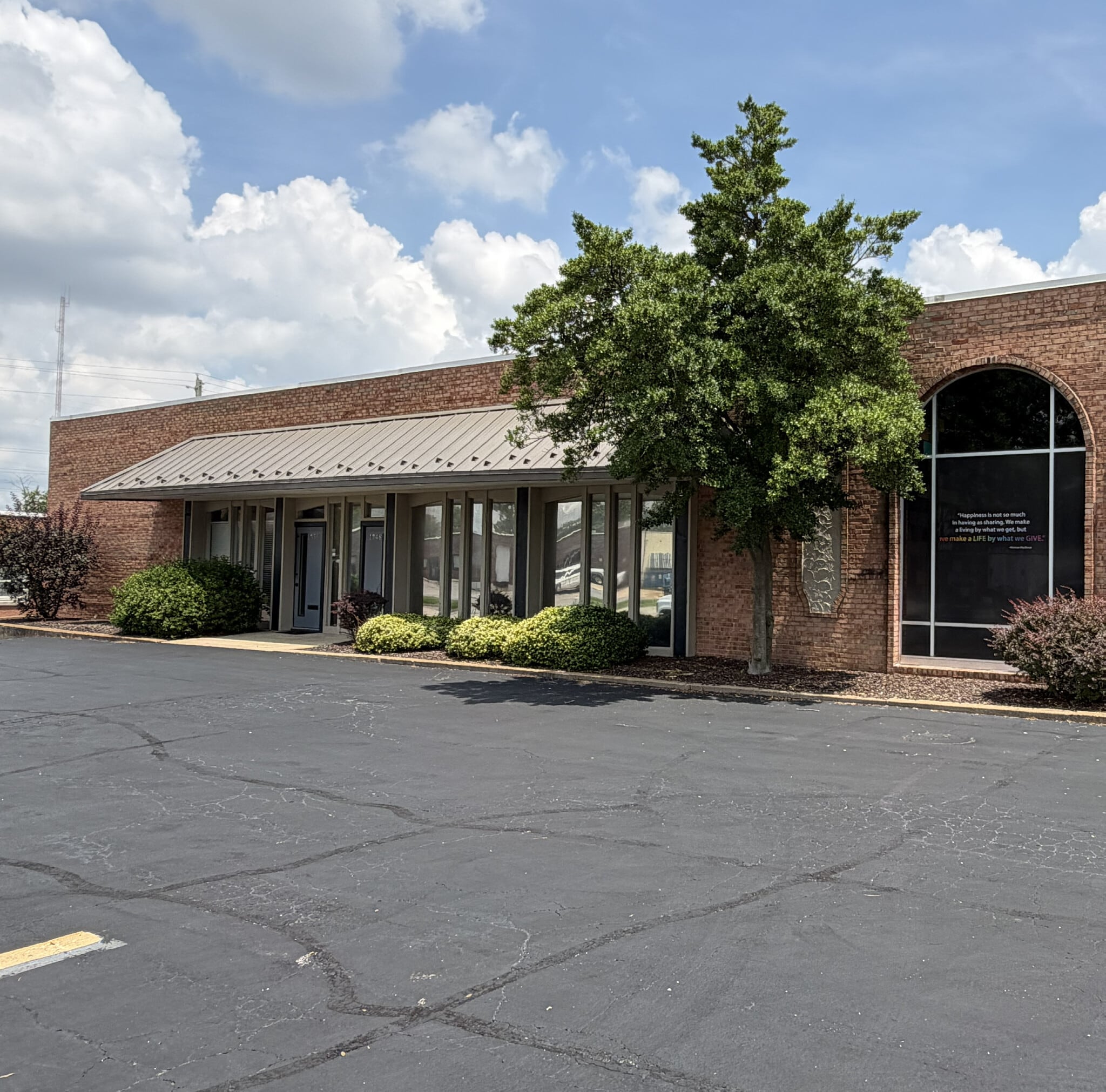 1340-1350 Baur Blvd, Olivette, MO for lease Building Photo- Image 1 of 4
