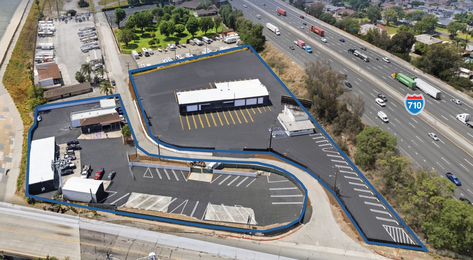 1409 S Sportsman Dr, Compton, CA for lease Primary Photo- Image 1 of 2
