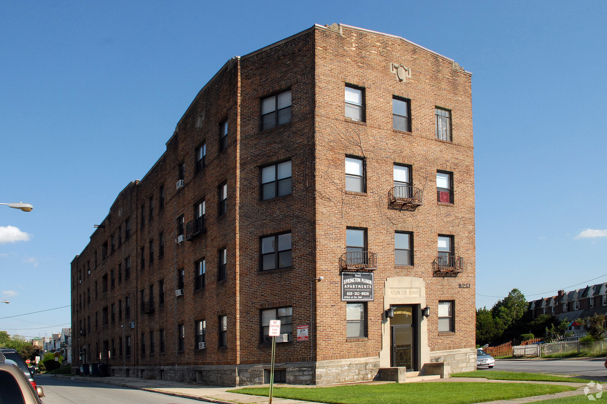 924 Garrett Rd, Upper Darby, PA for sale Primary Photo- Image 1 of 1