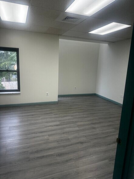 736 W Ingomar Rd, Ingomar, PA à vendre - Photo du bâtiment - Image 3 de 32