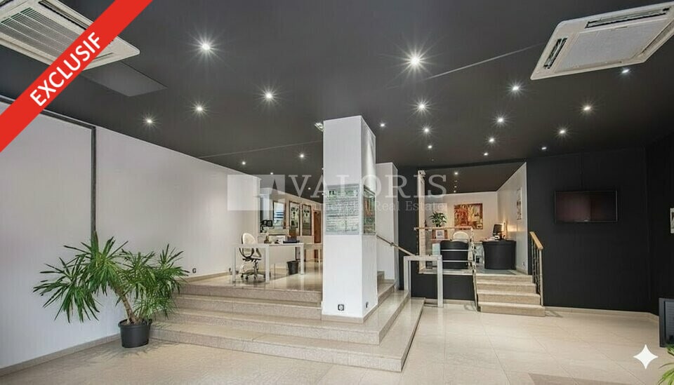 73 Rue Pierre Morin, Villefranche-sur-Saône for lease - Interior Photo - Image 2 of 11