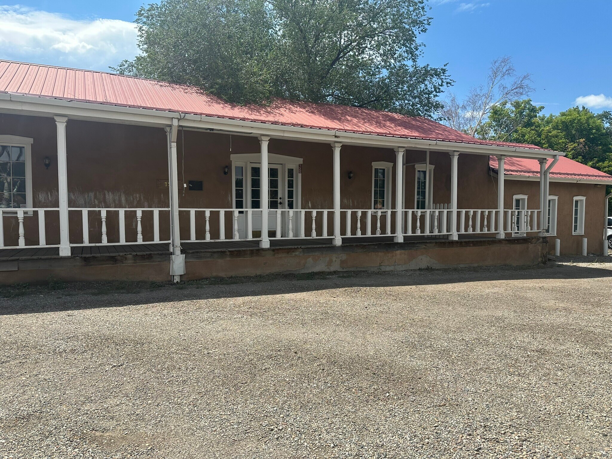 120 Ranchitos rd, Taos, NM à louer Photo principale- Image 1 de 13