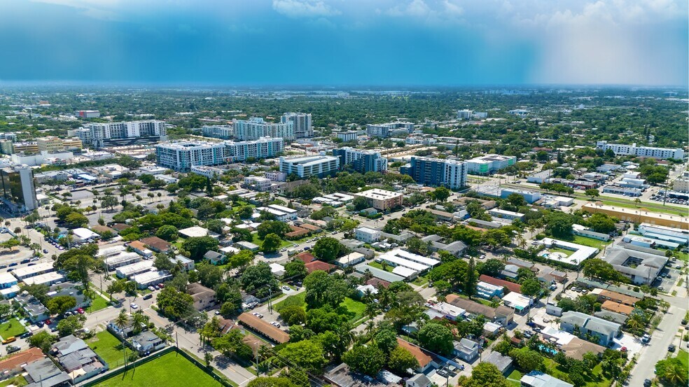 1920 Pierce St, Hollywood, FL à vendre - Photo du bâtiment - Image 3 de 16