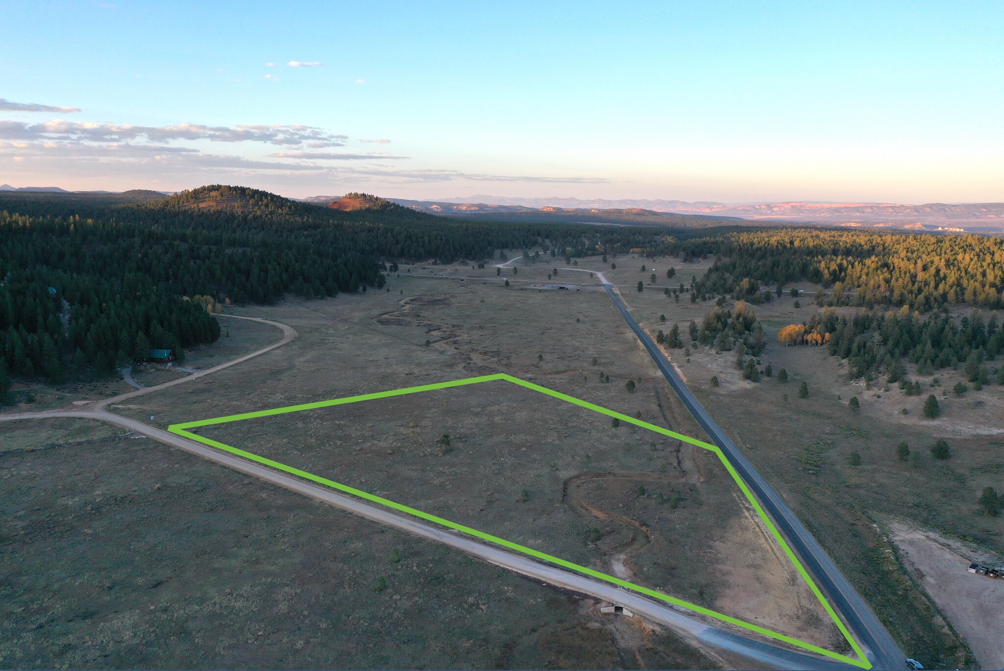 2315 Meadow ln, Duck Creek Village, UT for sale Primary Photo- Image 1 of 7