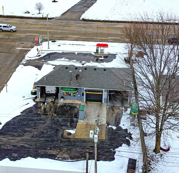 123 Dick St, Woodville, OH à vendre - Photo principale - Image 1 de 1