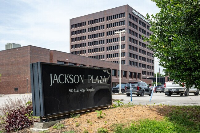 More details for 800 Oak Ridge Tpke, Oak Ridge, TN - Office/Medical, Flex for Lease