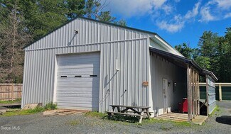 Plus de détails pour 2976 NY 2, Cropseyville, NY - Bureau à louer