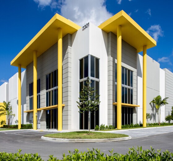 2301 NW 107th Ave, Doral, FL à louer - Photo du bâtiment - Image 2 de 5